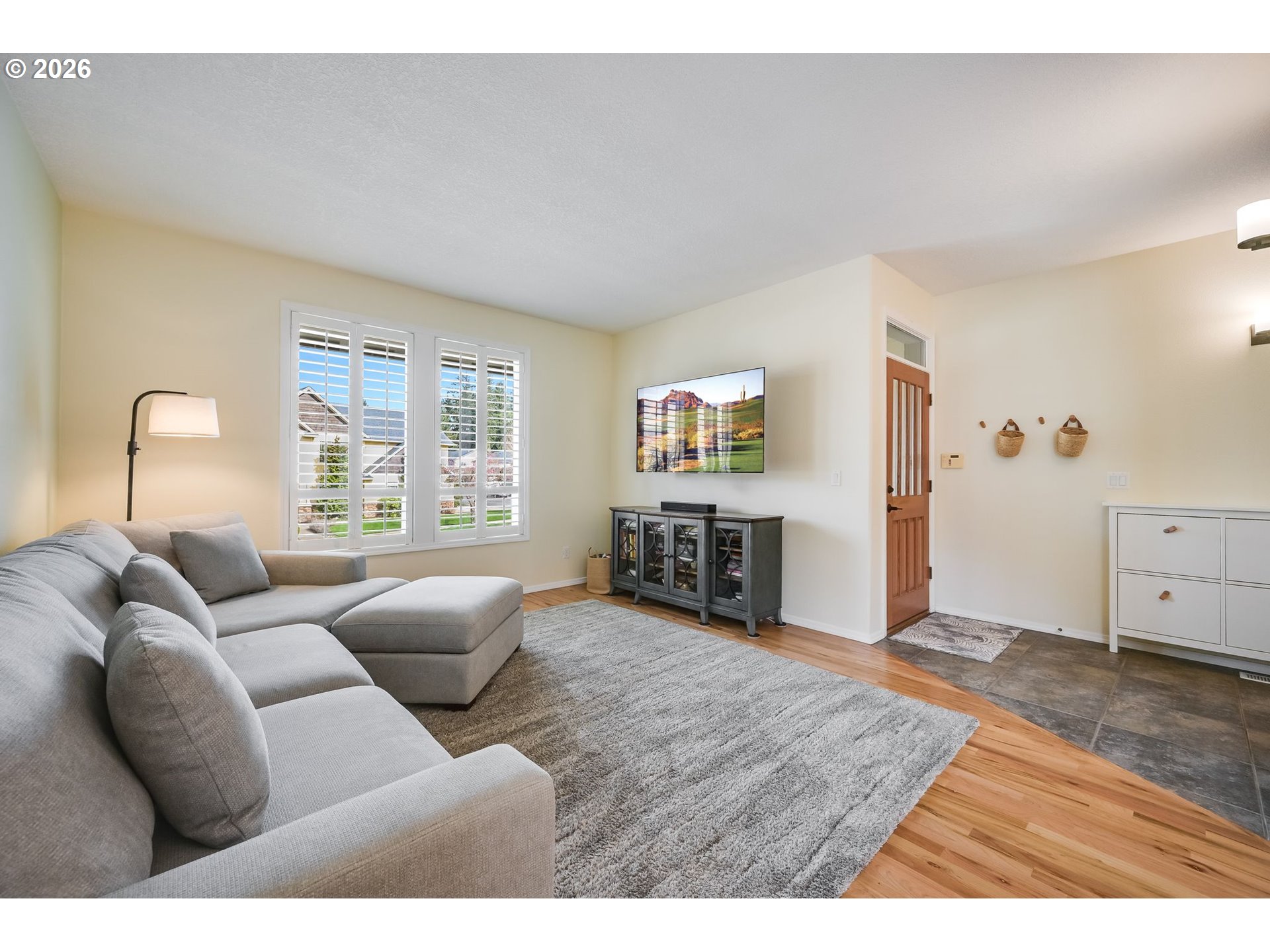 2520 Northwest 29th Avenue Camas, WA 98607 - Photo 3 of 36 Living Room