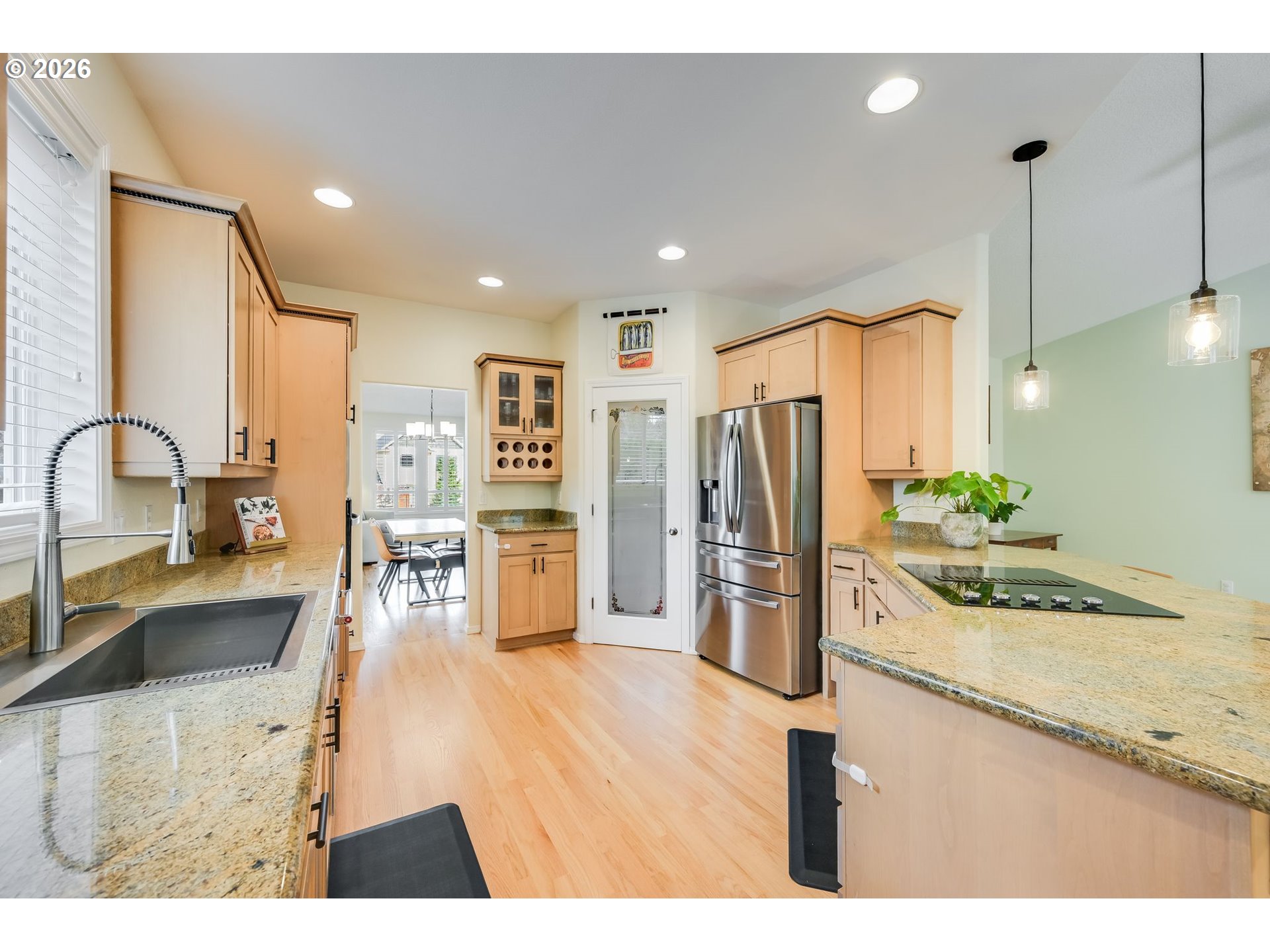 2520 Northwest 29th Avenue Camas, WA 98607 - Photo 7 of 36 Kitchen