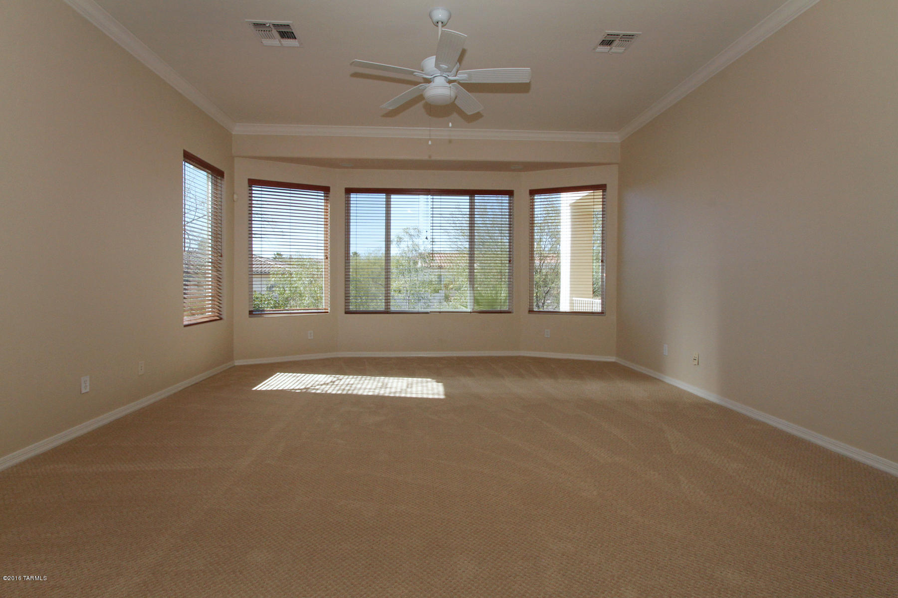12693 North Piping Rock Road Oro Valley, AZ 85755 - Photo 19 of 42