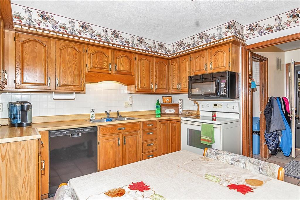 421 North Meridian Road Greenfield, IN 46140 - Photo 11 of 31 Gallery Image 11