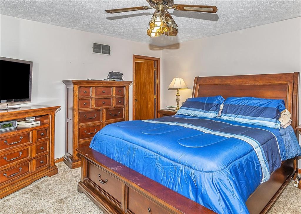 421 North Meridian Road Greenfield, IN 46140 - Photo 14 of 31 Gallery Image 14