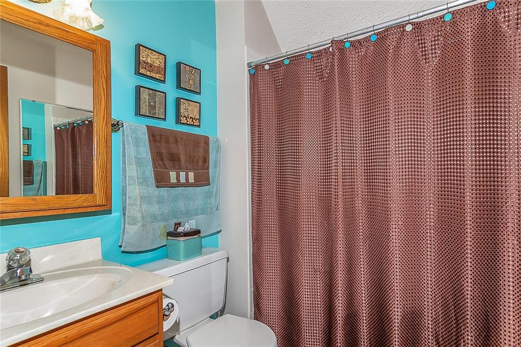 421 North Meridian Road Greenfield, IN 46140 - Photo 25 of 31 Gallery Image 25