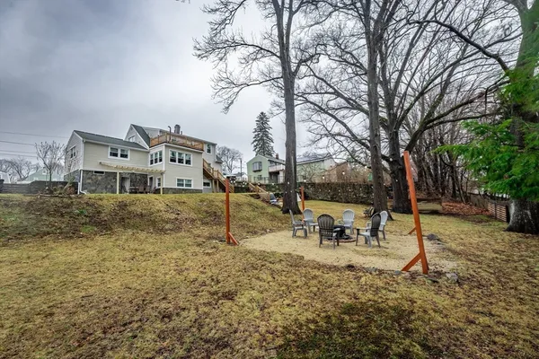 $3,800 | 32 Farmington Street, Unit 1, Worcester, MA 01603