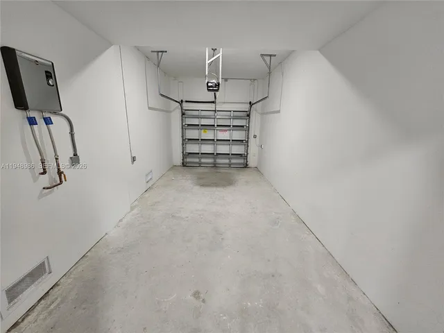 $4,000 | 215 Northwest 13th Street, Florida City, FL 33034