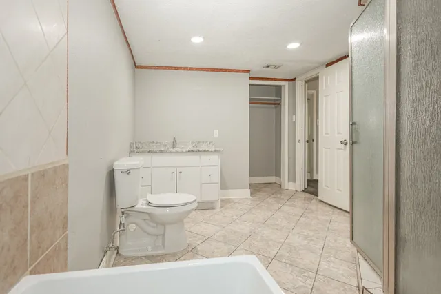 $269,000 | 9207 Cobbleshire Drive, Houston, TX 77037