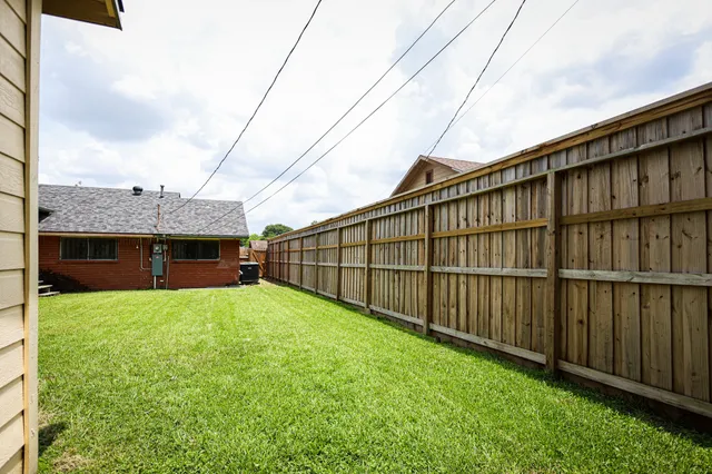$269,000 | 9207 Cobbleshire Drive, Houston, TX 77037