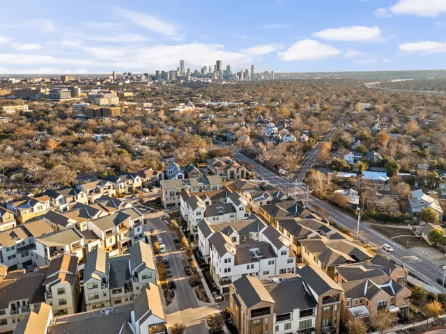 $1,000,000 | 3907 Emory Peak Pass, Austin, TX 78731