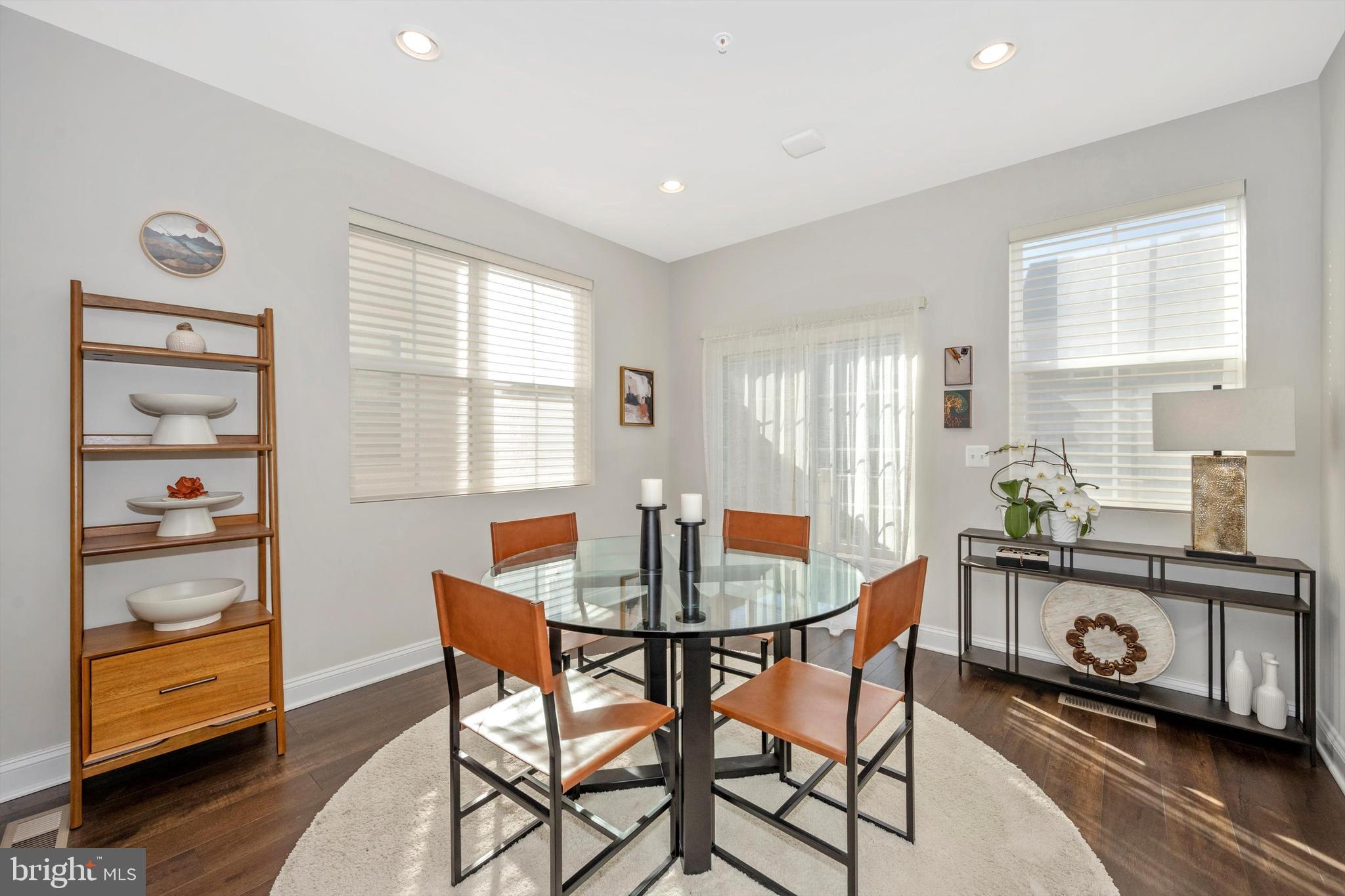 1006 Holden Road Frederick, MD 21701 - Photo 4 of 59 Gallery Image 4