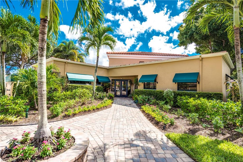 867 Reef Point Circle Naples, FL 34108 - Photo 26 of 32 Clubhouse
