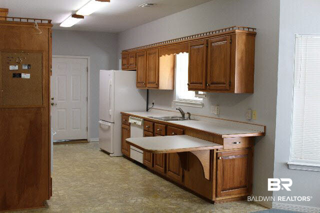 9651 Perdido Vista Drive Elberta, AL 36530 - Photo 21 of 39 Kitchen View 2
