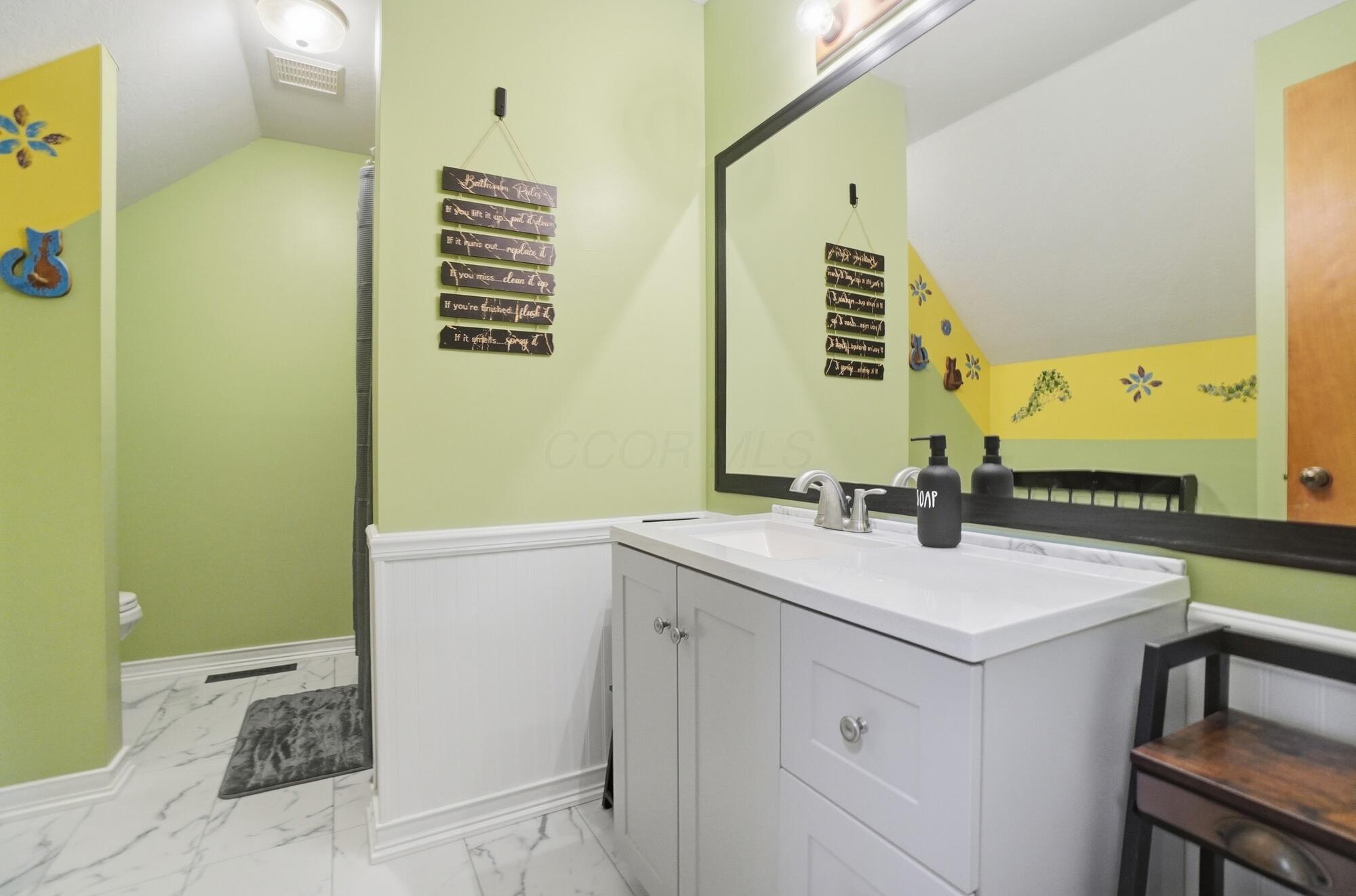 5105 Goodson Road West Jefferson, OH 43162 - Photo 47 of 61 Bathroom 2