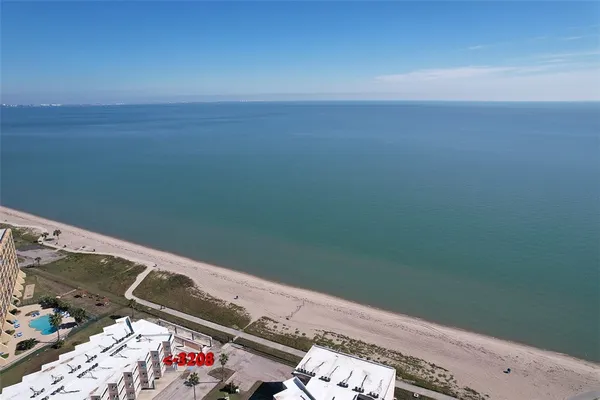 $109,900 | 3938 Surfside Boulevard, Unit 3208, Corpus Christi, TX 78402