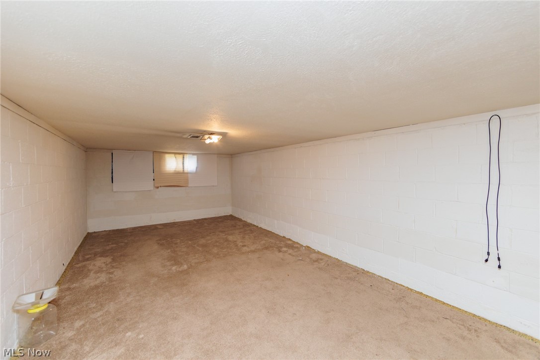 3550 Harvey Road Cleveland, OH 44118 - Photo 29 of 33 Gallery Image 29