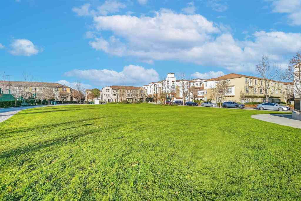 672-672 Amalfi Loop Milpitas, CA 95035 - Photo 52 of 53