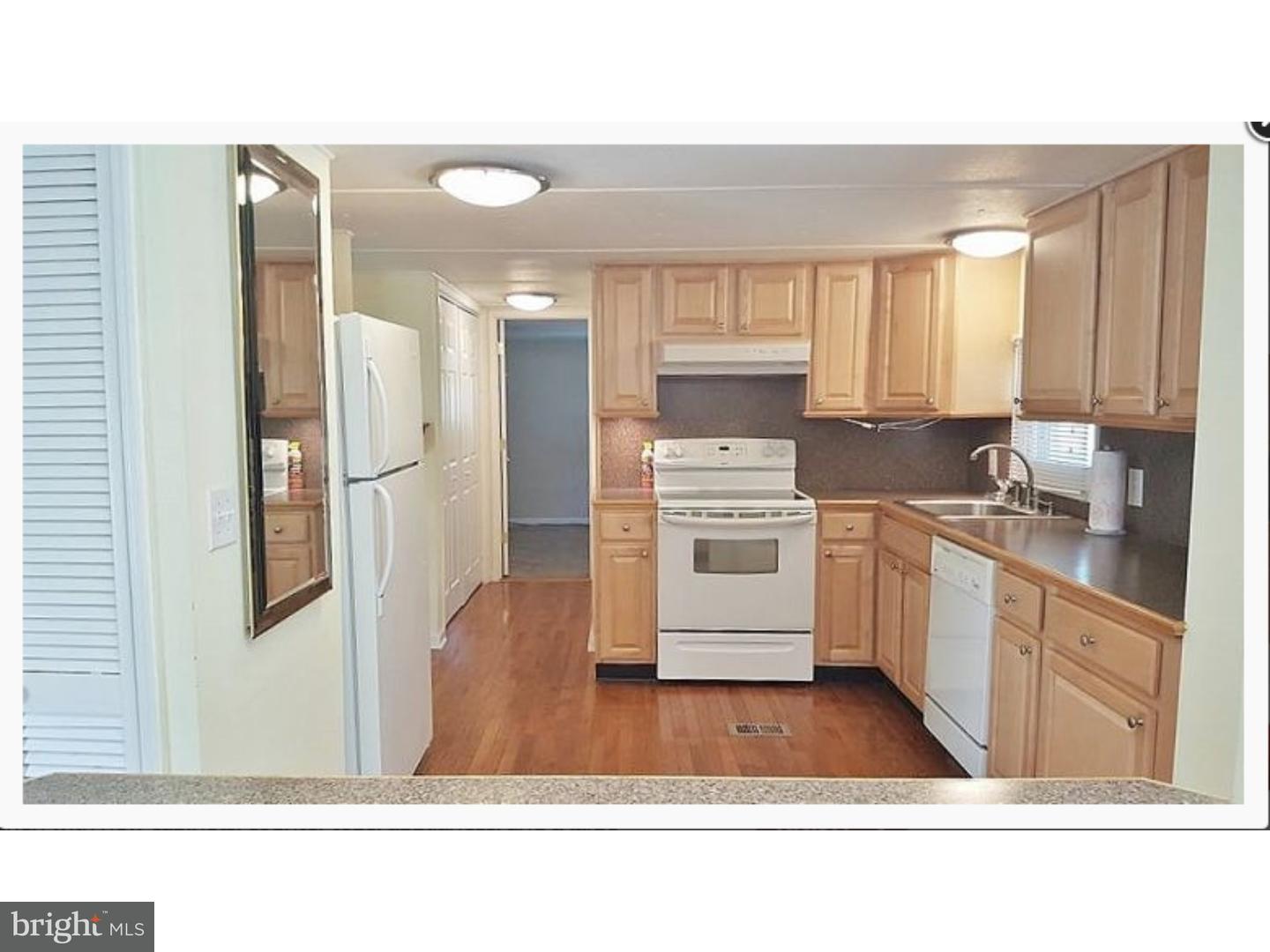 2 Surrey Drive Cream Ridge, NJ 08514 - Photo 10 of 17