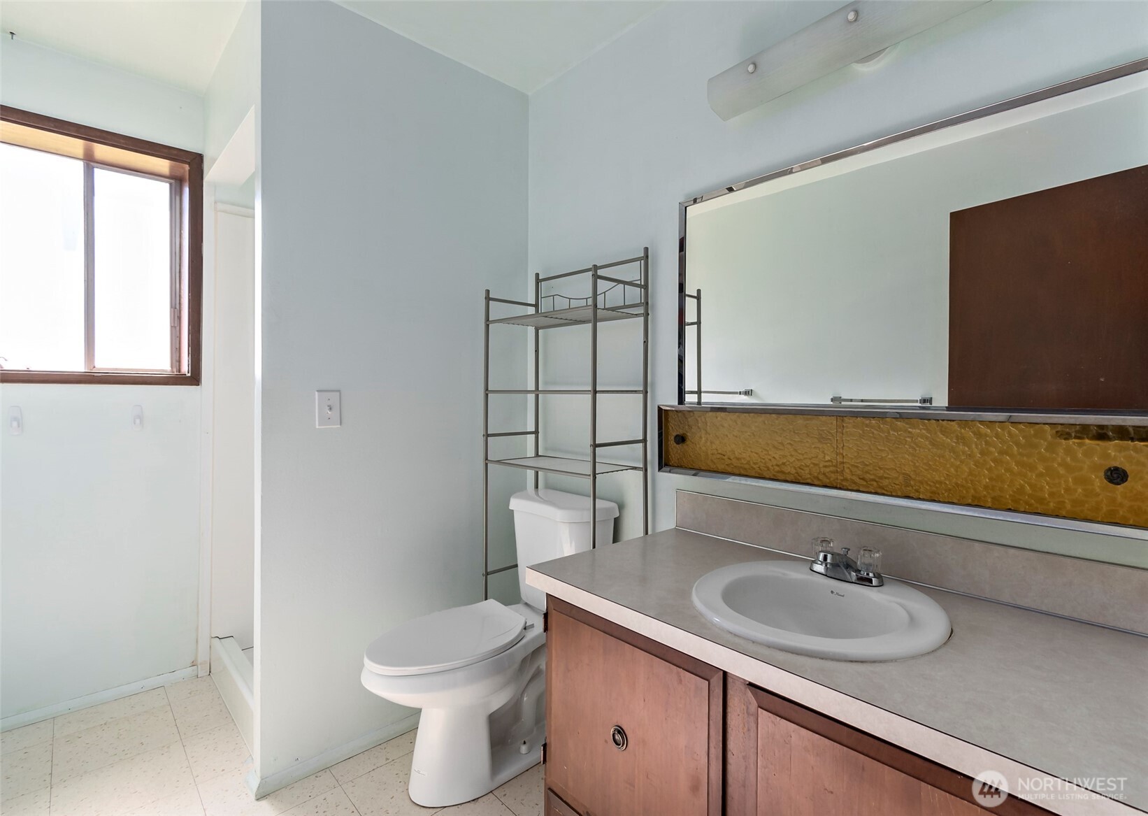 650 Devries Road Oak Harbor, WA 98277 - Photo 30 of 40