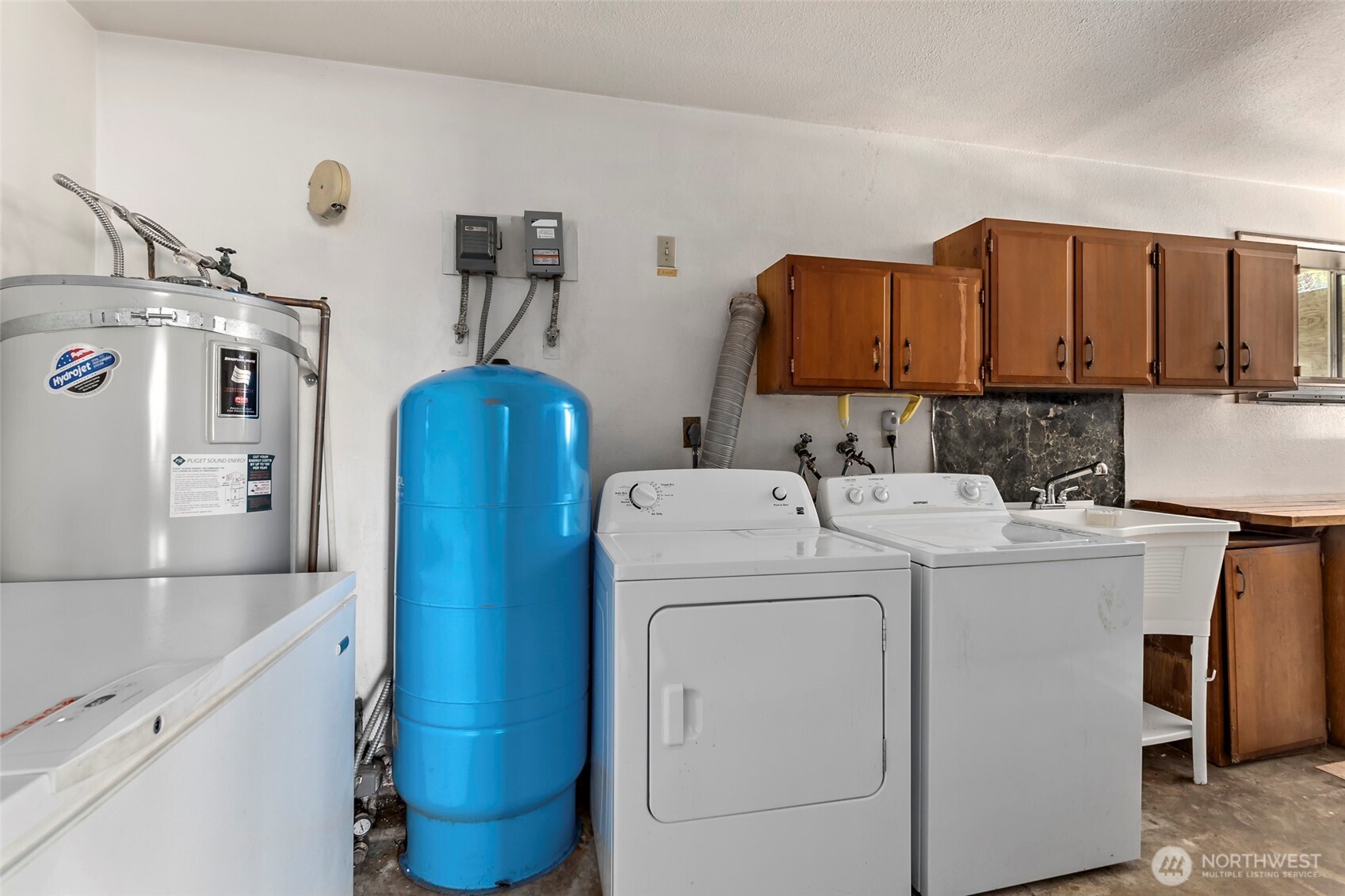 650 Devries Road Oak Harbor, WA 98277 - Photo 33 of 40