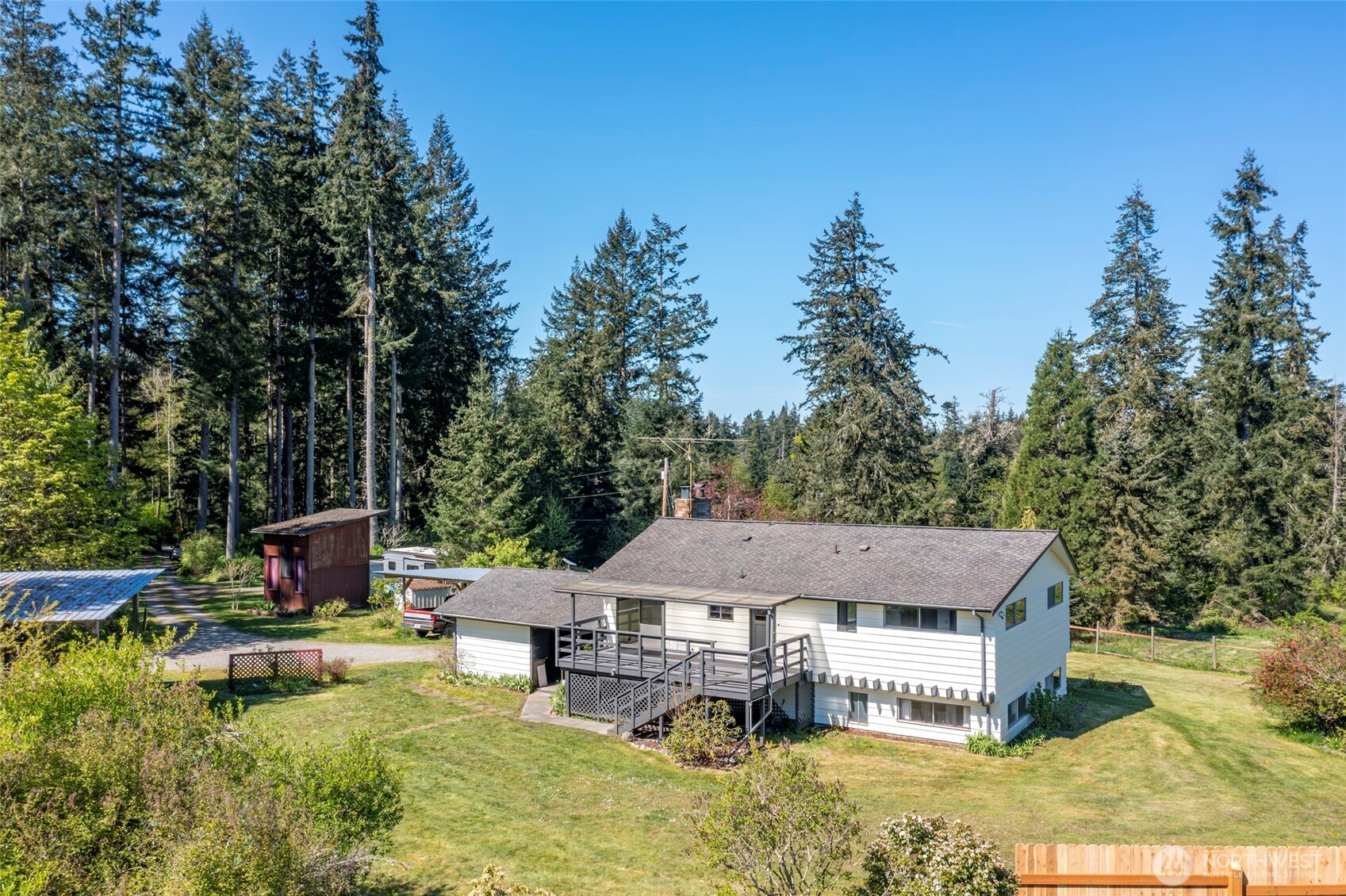 650 Devries Road Oak Harbor, WA 98277 - Photo 36 of 40