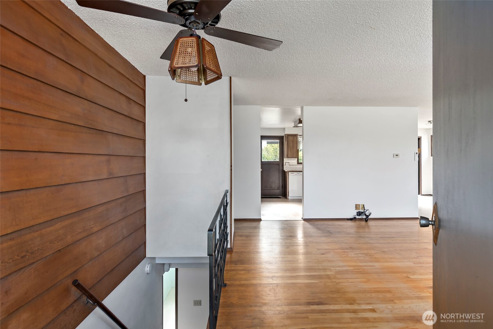 650 Devries Road Oak Harbor, WA 98277 - Photo 6 of 40