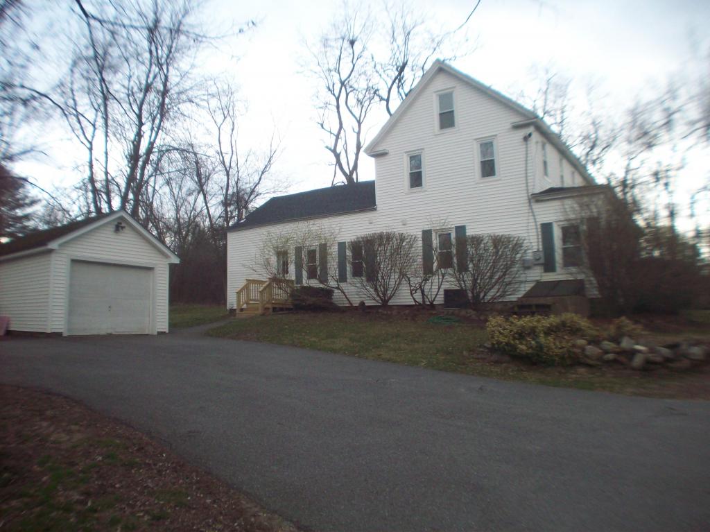 84 High Range Road Londonderry, NH 03053 - Photo 1 of 36