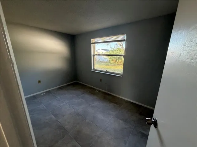 $1,700 | 2717 25th Street, Sarasota, FL 34234