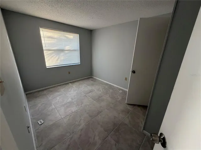 $1,700 | 2717 25th Street, Sarasota, FL 34234