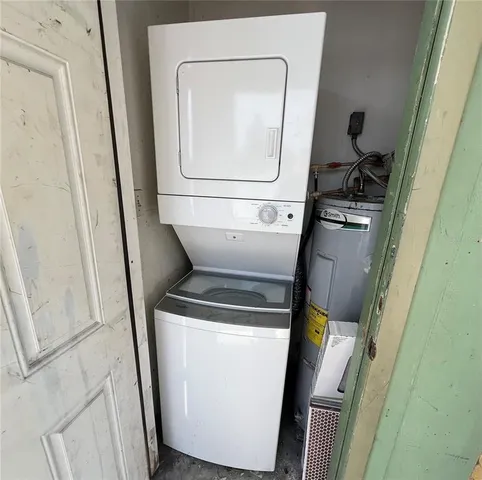 $1,700 | 2717 25th Street, Sarasota, FL 34234