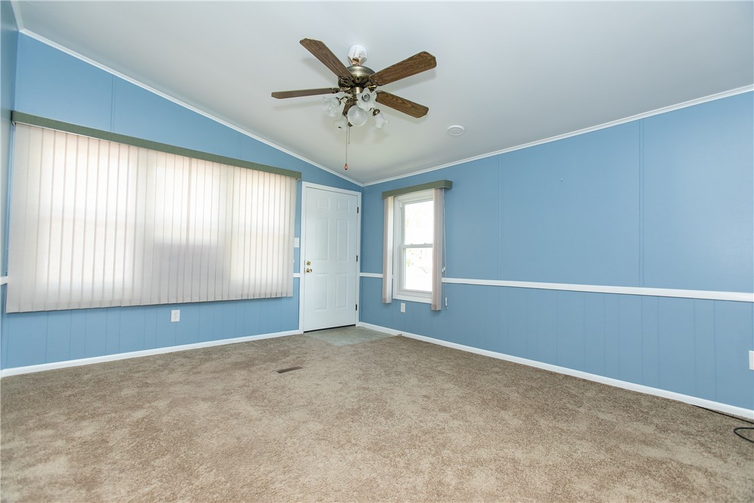 6 Queens Road Attleboro, MA 02703 - Photo 15 of 31 Gallery Image 15