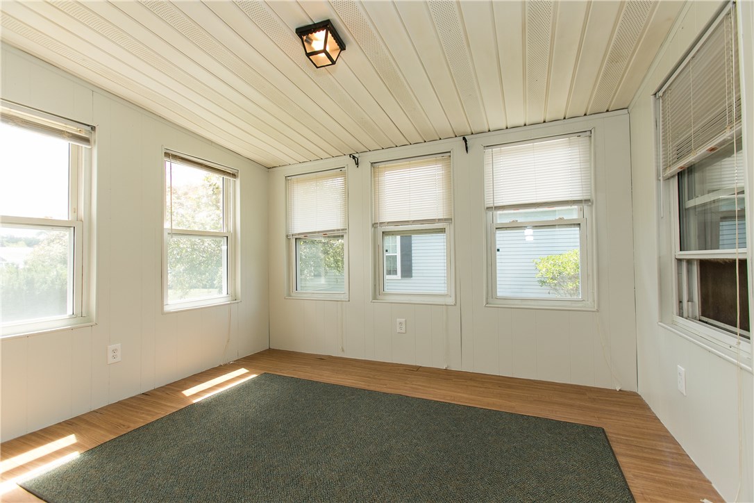 6 Queens Road Attleboro, MA 02703 - Photo 5 of 31 Gallery Image 5