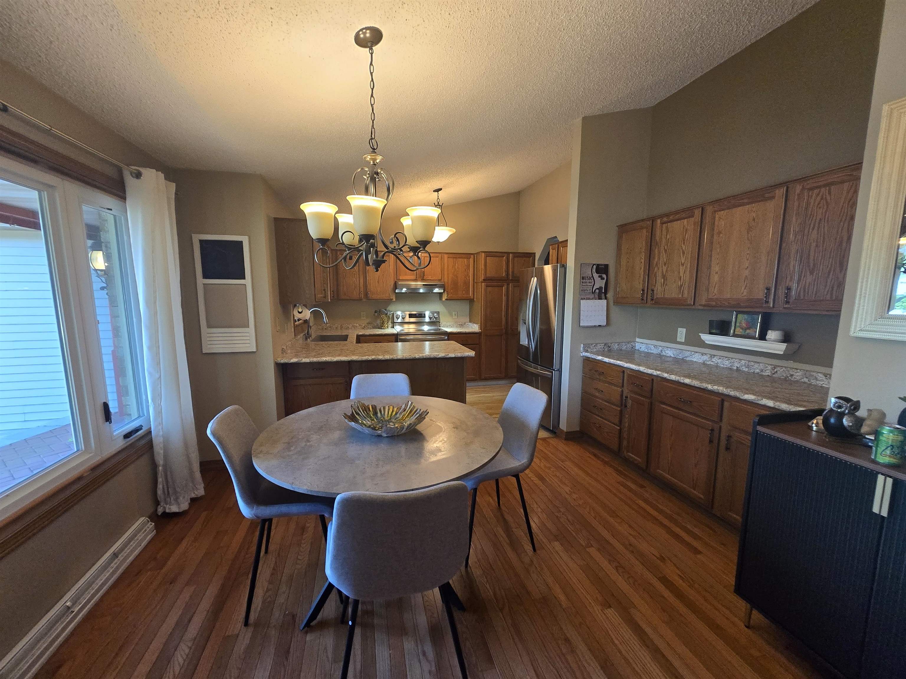 1709 Bayberry Street Appleton, WI 54915 - Photo 8 of 22
