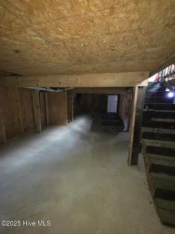 $179,999 | 708 Albert Beattys Lane, Harrells, NC 28444