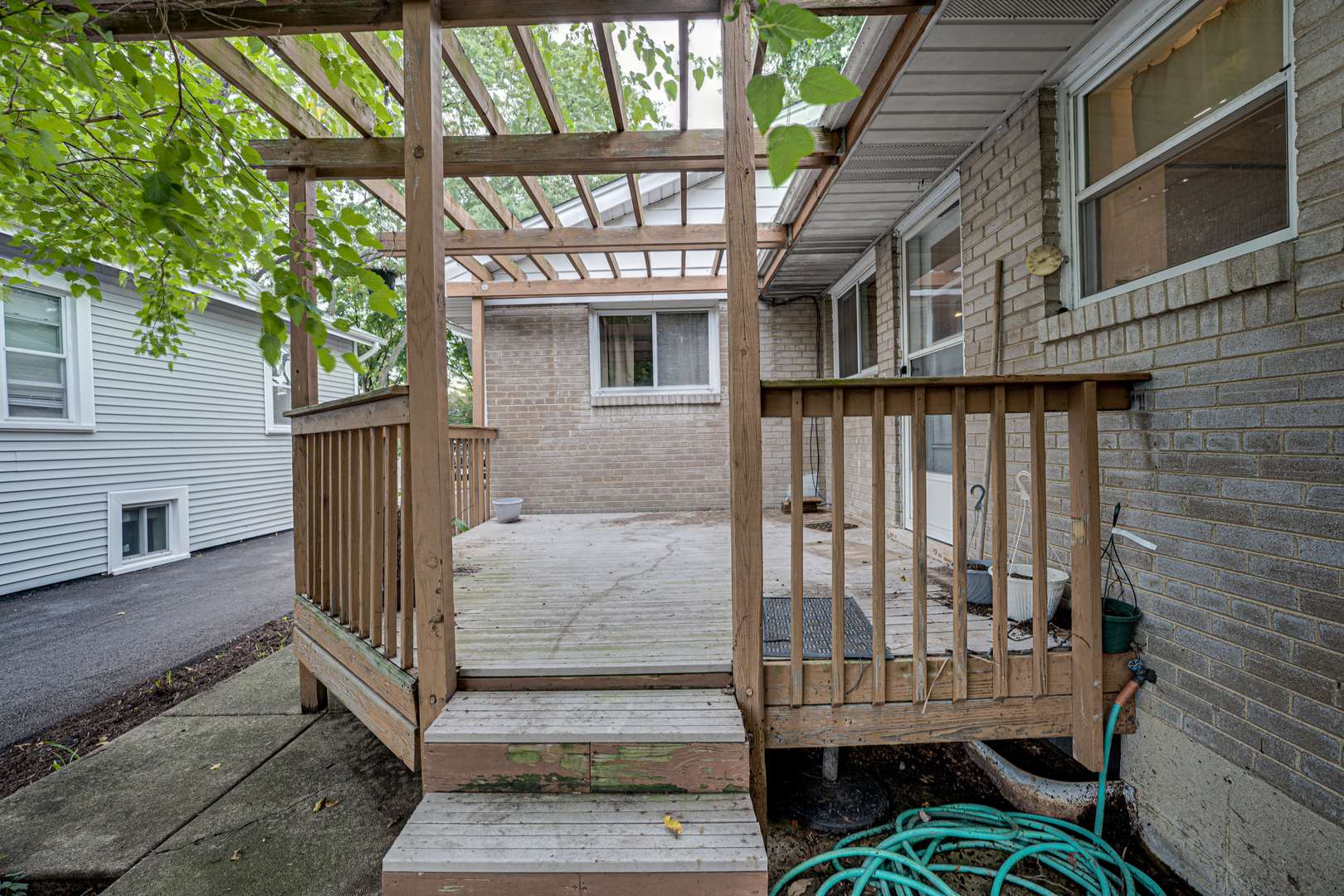 1127 Santa Rosa Avenue Wheaton, IL 60187 - Photo 27 of 31 Gallery Image 27
