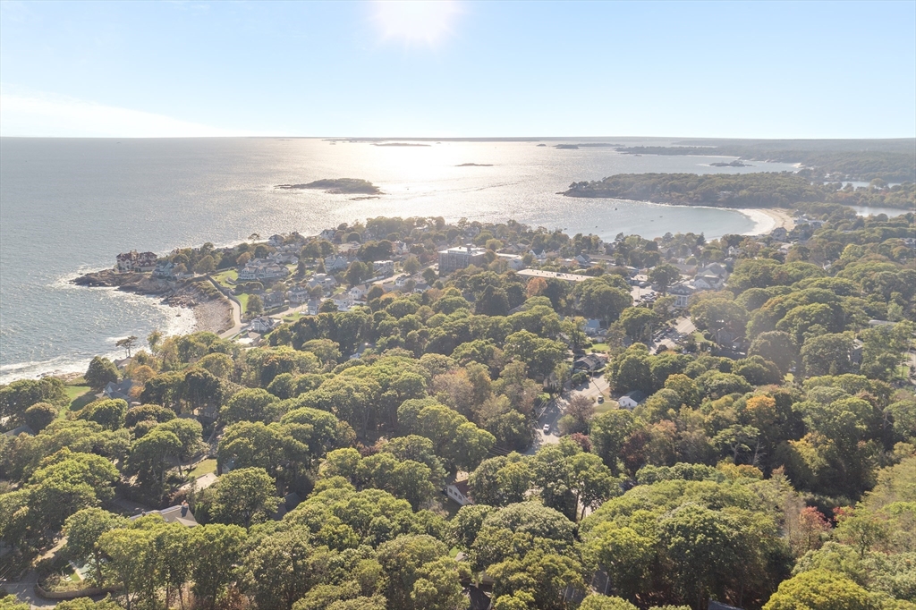 2 Ocean Avenue, Unit 3H Gloucester, MA 01930 - Photo 2 of 28 a view of city and mountain