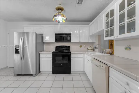 $560,000 | 13332 Southwest 113th Court, Miami, FL 33176
