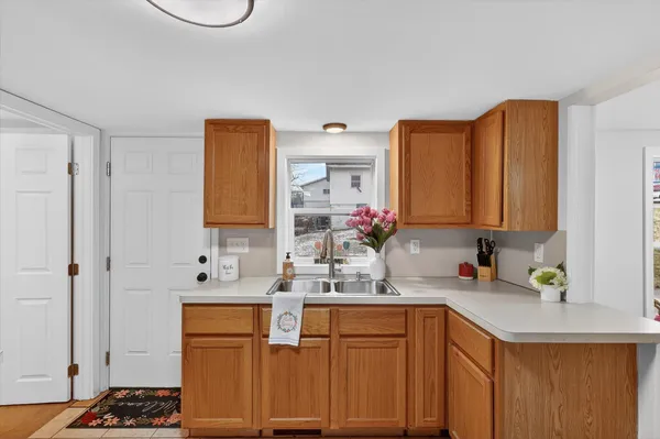 $249,900 | 4034 Childs Avenue Northwest, Comstock Park, MI 49321