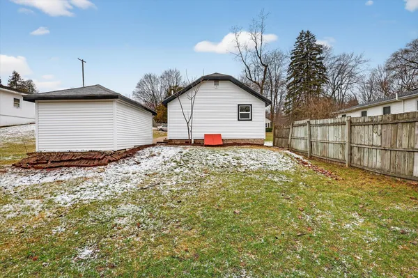 $249,900 | 4034 Childs Avenue Northwest, Comstock Park, MI 49321