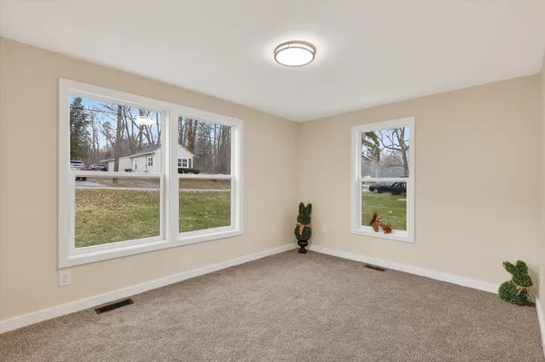 $249,900 | 4034 Childs Avenue Northwest, Comstock Park, MI 49321