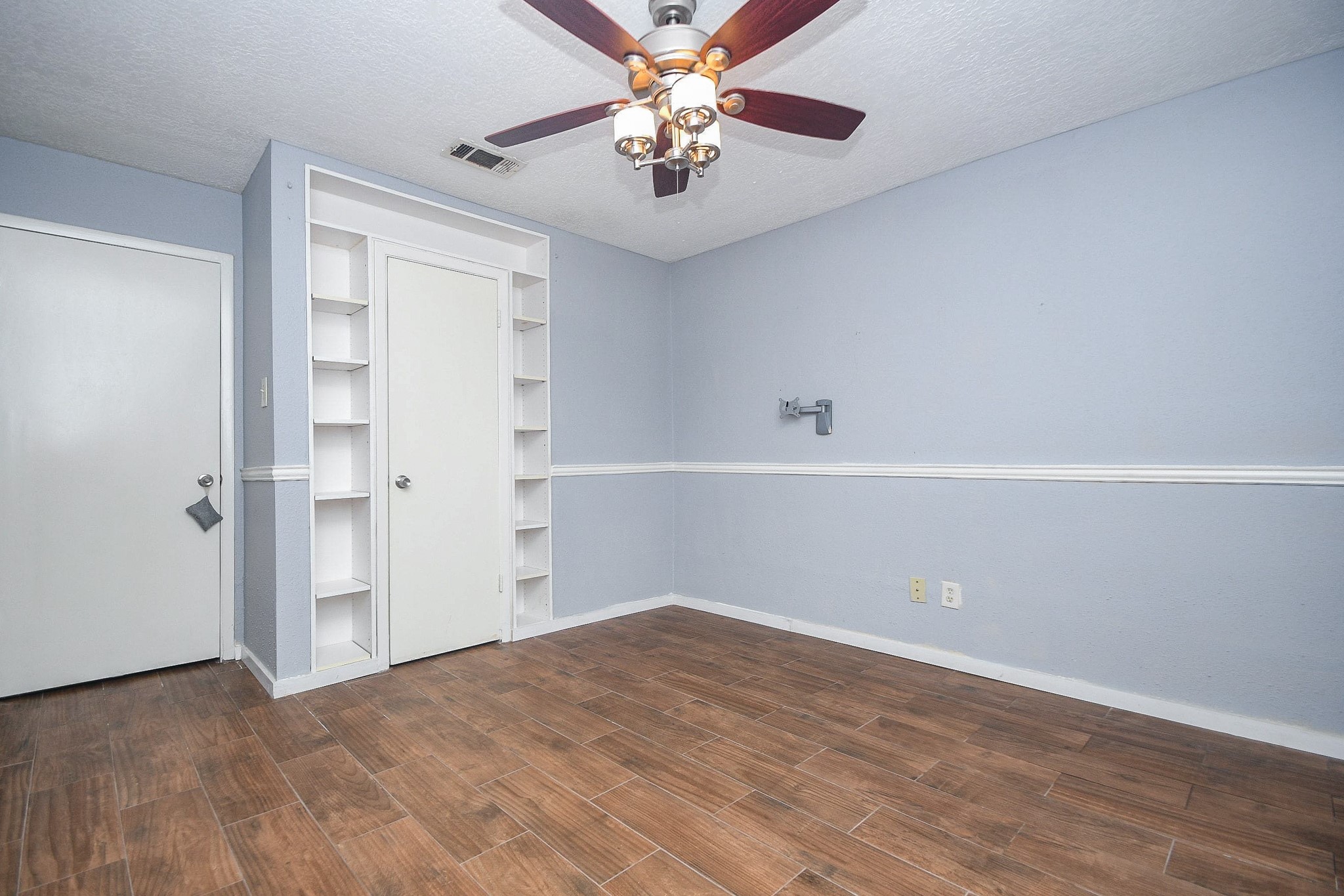 16730 Townes Road Friendswood, TX 77546 - Photo 13 of 20