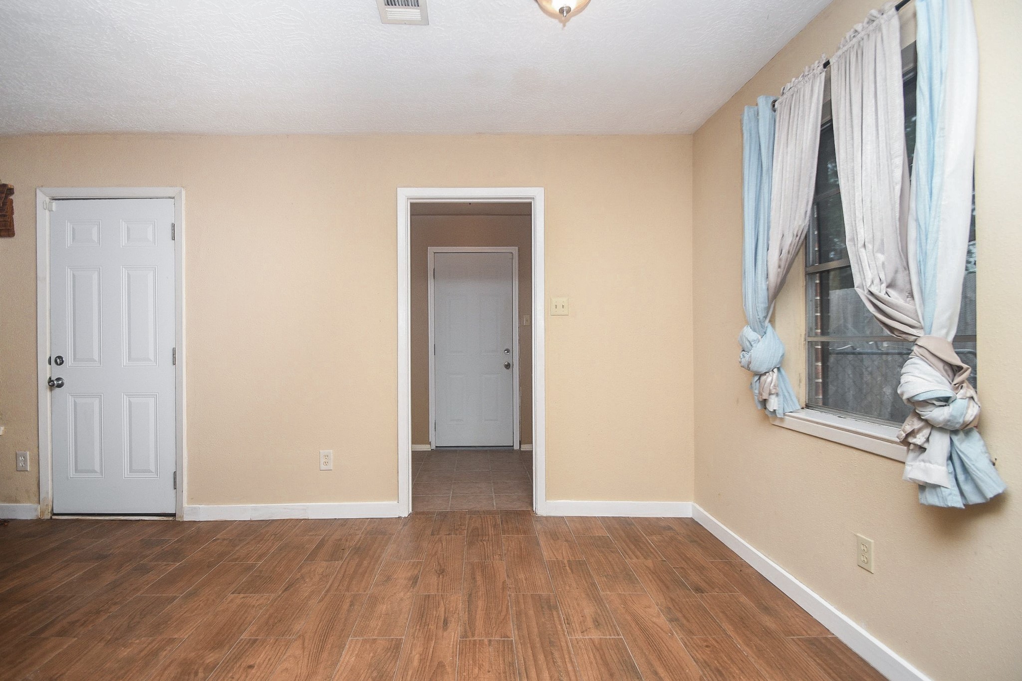 16730 Townes Road Friendswood, TX 77546 - Photo 10 of 20