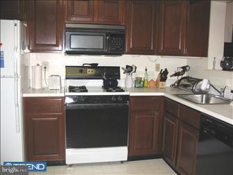 6 Halstead Place Princeton, NJ 08540 - Photo 4 of 6 Kitchen