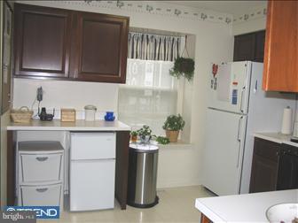 6 Halstead Place Princeton, NJ 08540 - Photo 5 of 6 Kitchen
