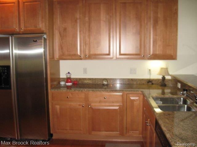 3700 Tremonte Circle, Unit 85 Rochester, MI 48306 - Photo 7 of 18 TREMONTE KIT 1.jpg