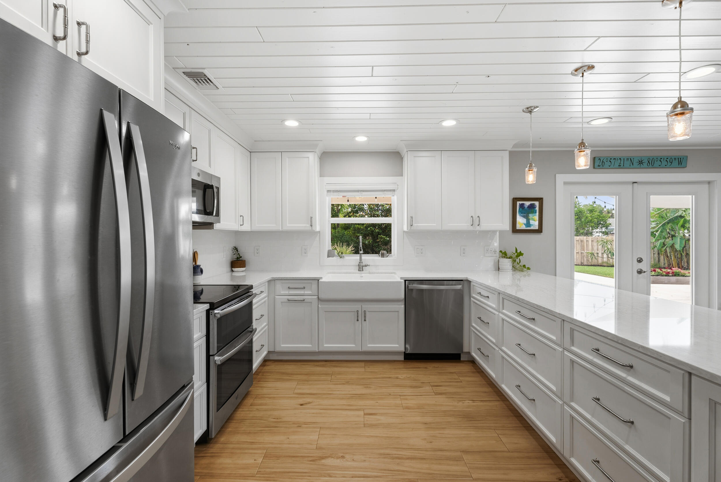 303 Norfolk Road Jupiter, FL 33469 - Photo 10 of 36 013_GS0c