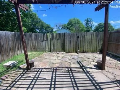 $1,795 | 512 Eberhart Lane, Unit 103, Austin, TX 78745