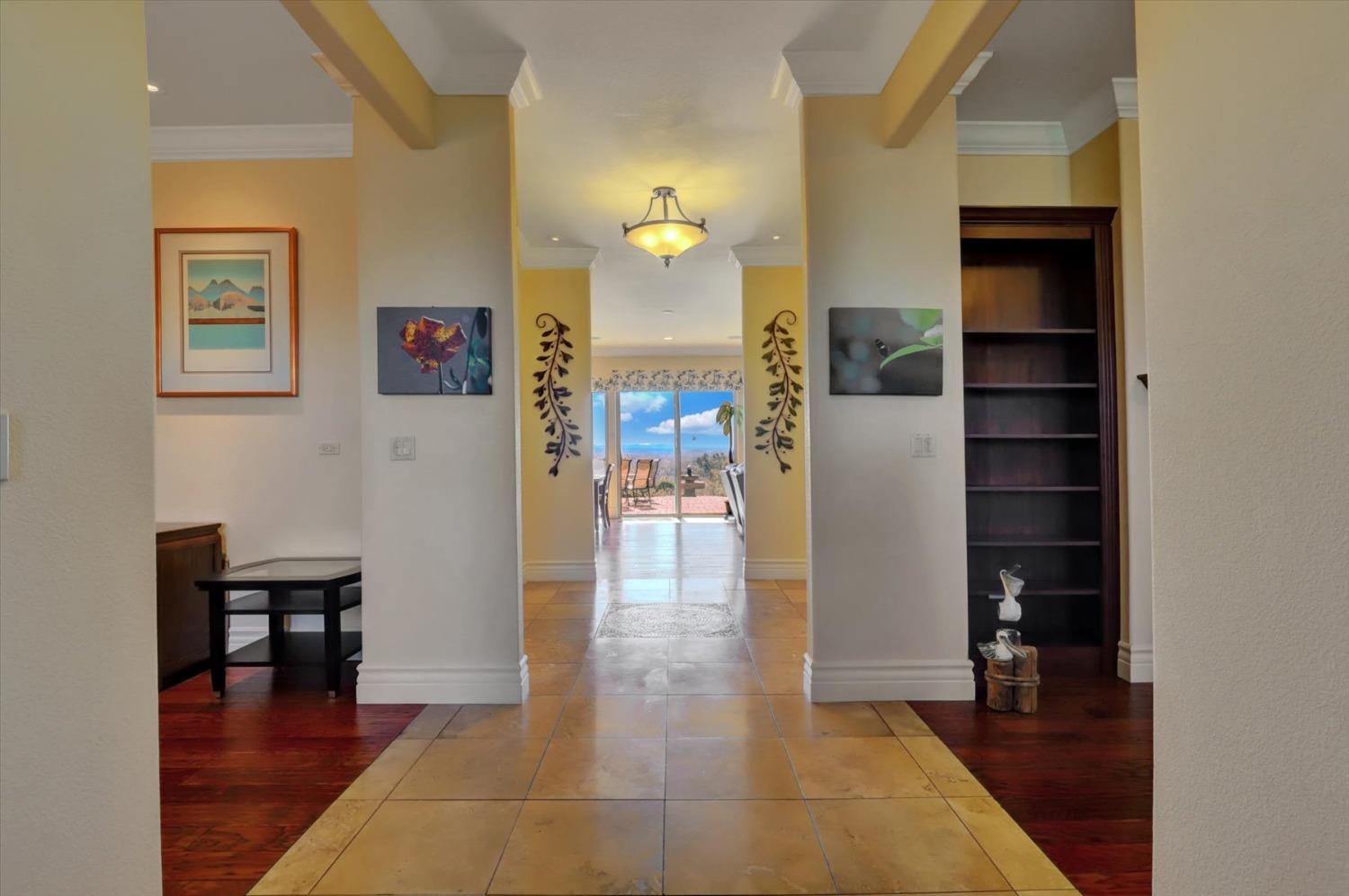 13197 American Ranch Court Grass Valley, CA 95949 - Photo 16 of 77 Extra wide hallways