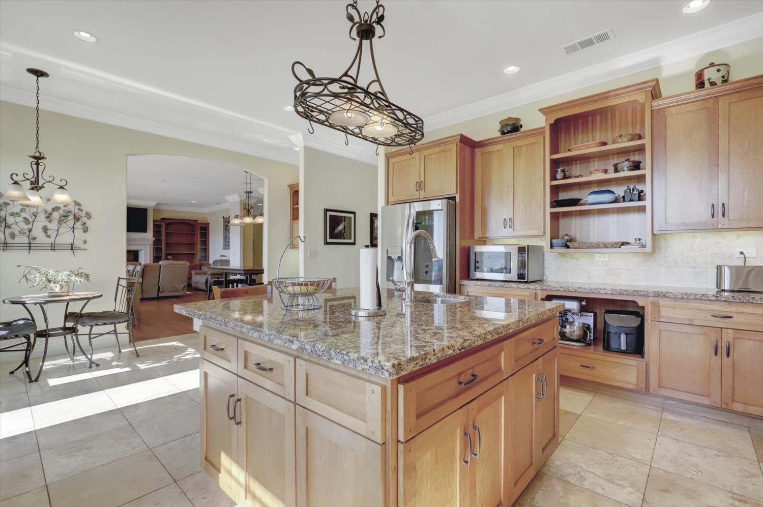 13197 American Ranch Court Grass Valley, CA 95949 - Photo 23 of 77 Large open kitchen Granite counters