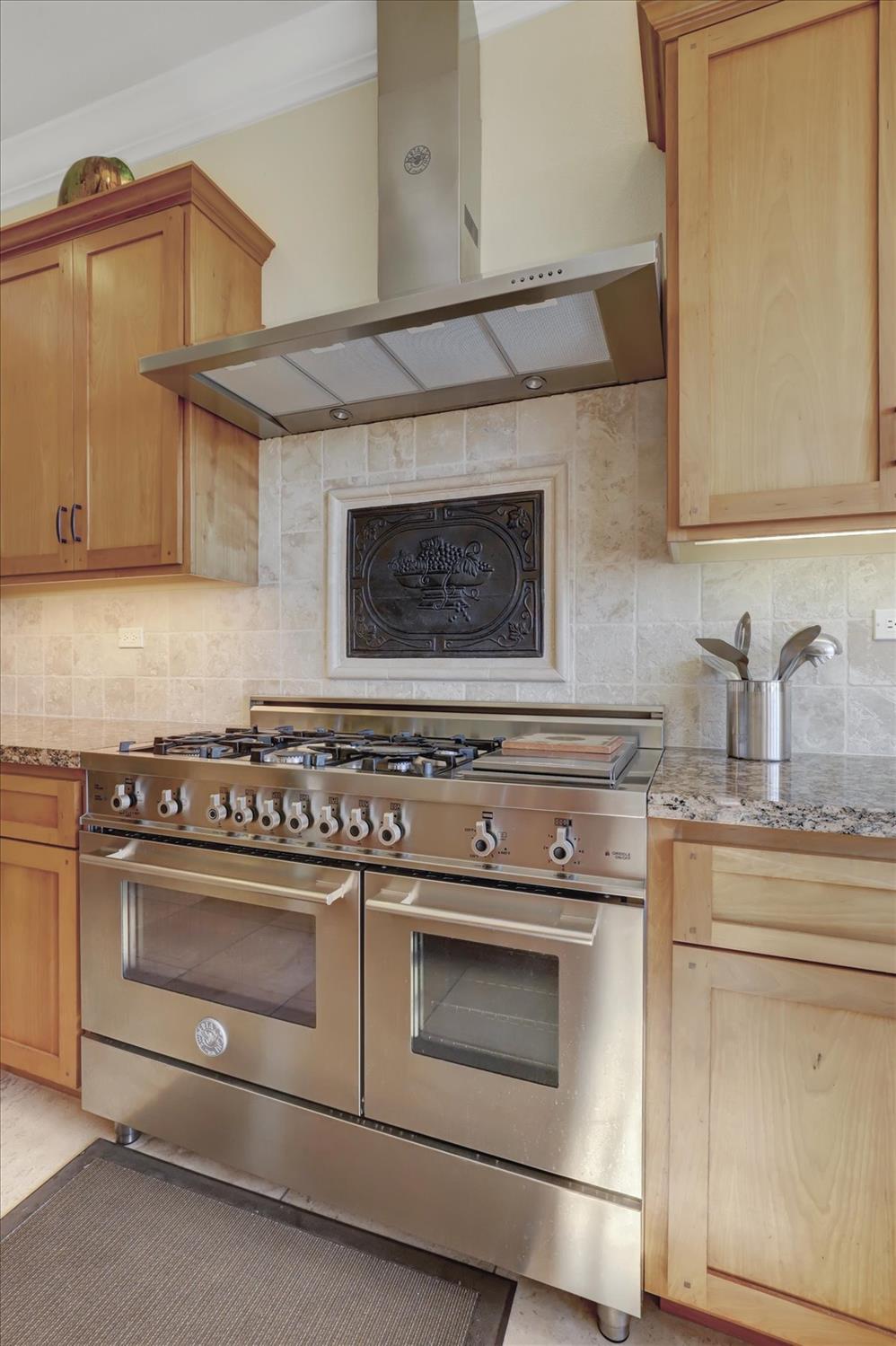13197 American Ranch Court Grass Valley, CA 95949 - Photo 29 of 77 Bertazzoni Italia six-burner gas range and double ovens