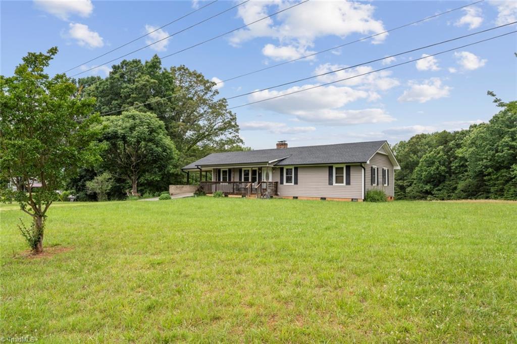 215 Tuttle Road Rural Hall, NC 27045 - Photo 3 of 28