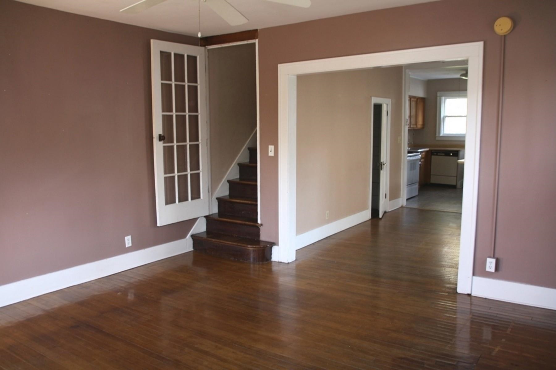 13-15 Melrose Avenue Rutland, VT 05701 - Photo 3 of 10 Gallery Image 3