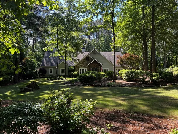 $998,950 | 406 East Waterside Drive, Seneca, SC 29672